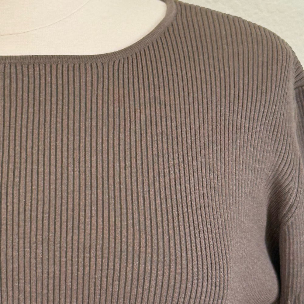 Chico's Taupe Long Sleeve Ribbed Top size 16 (Chico’s size 3) - Picture 6 of 8